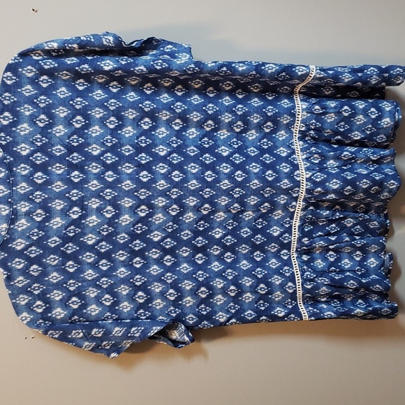 Fever Cap Sleeve Blue and White Button Front Top with Ruffle, Small - Picture 5 of 8